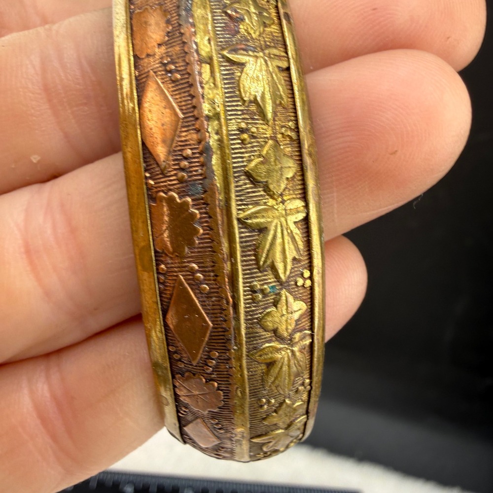 Vintage Bangle Bracelet Gold Copper Mixed Metal Floral Leaves Embossed 8.5"in